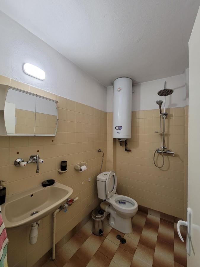 Prista Apartment Ruse Bagian luar foto