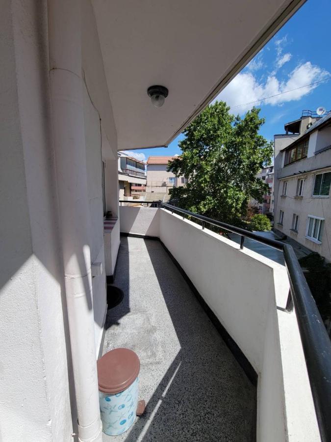 Prista Apartment Ruse Bagian luar foto